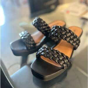 Women’s black sandals heel or wedge